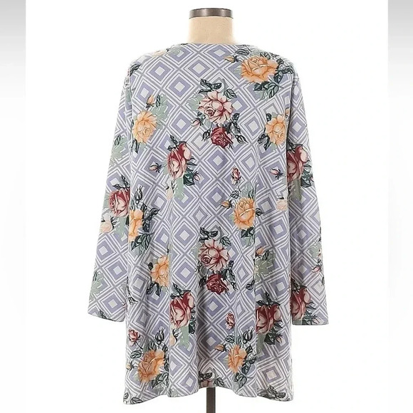 LuLaRoe | Lindsay Open Front Floral Print Cardigan w/ Pockets Women’s Size M - Picture 2 of 2
